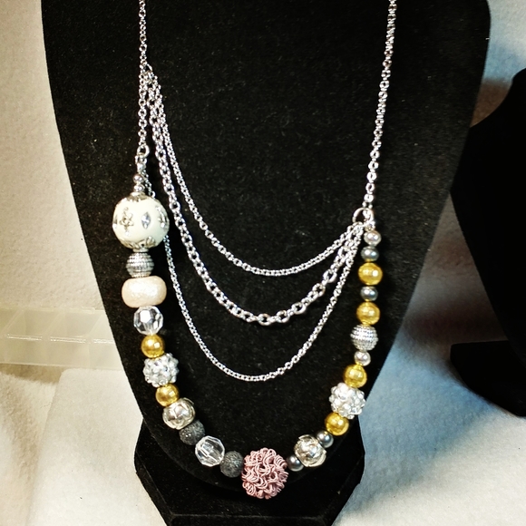 Hand made necklace, single with four strands. - Picture 1 of 1